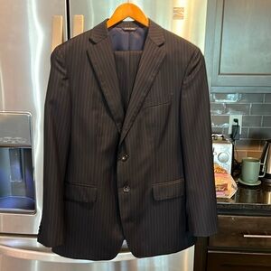 Banana Republic Men’s Navy Pinstripe Suit—40S